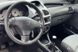 Reservoir essence PEUGEOT 206