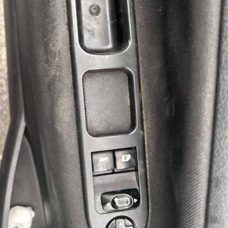 Boitier air bag PEUGEOT 207 Photo n°13