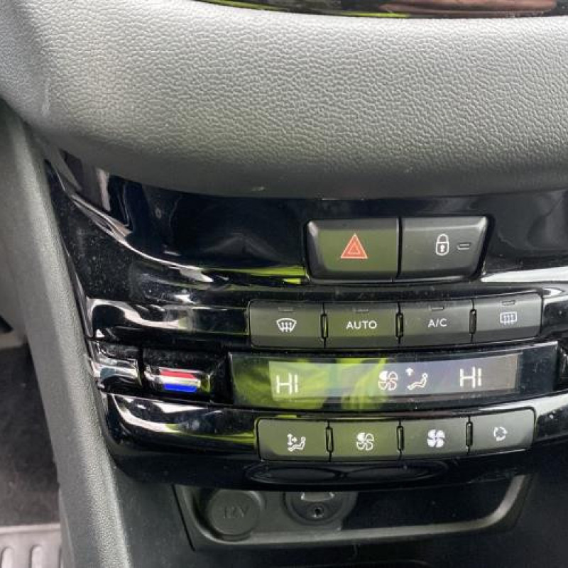 Commande chauffage PEUGEOT 208 1 Photo n°19