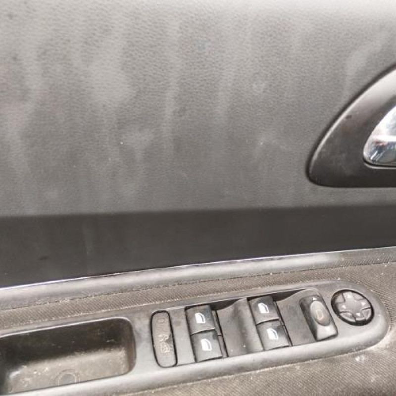 Resistance chauffage PEUGEOT 5008 1 Photo n°11