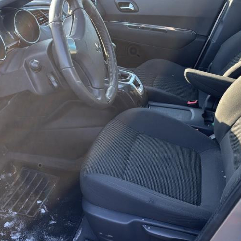 Mastervac PEUGEOT 5008 1 Photo n°5