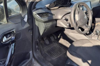 Reservoir essence PEUGEOT 208 1