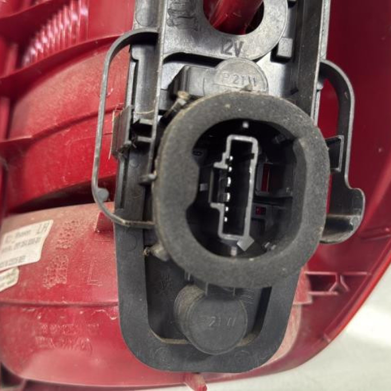 Feu arriere principal gauche (feux) CITROEN C2 Photo n°5