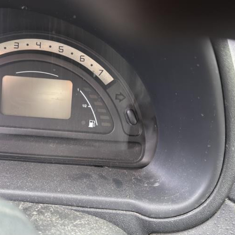 Retroviseur gauche CITROEN C2 Photo n°17