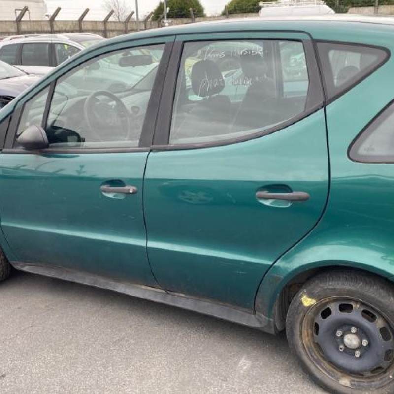 Serrure avant droit MERCEDES CLASSE A 168 Photo n°11