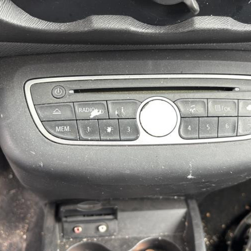 Air bag conducteur RENAULT TWINGO 2 Photo n°18