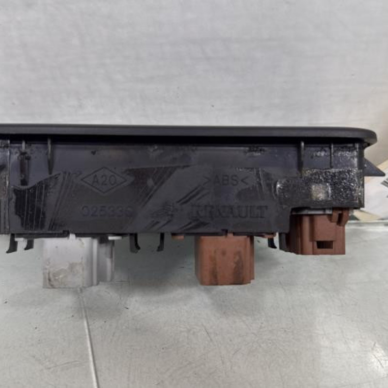 Interrupteur de leve vitre avant gauche RENAULT MEGANE 2 Photo n°3