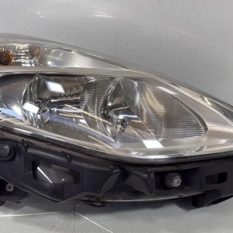 Optique avant principal droit (feux)(phare) RENAULT CLIO 3 Photo n°1
