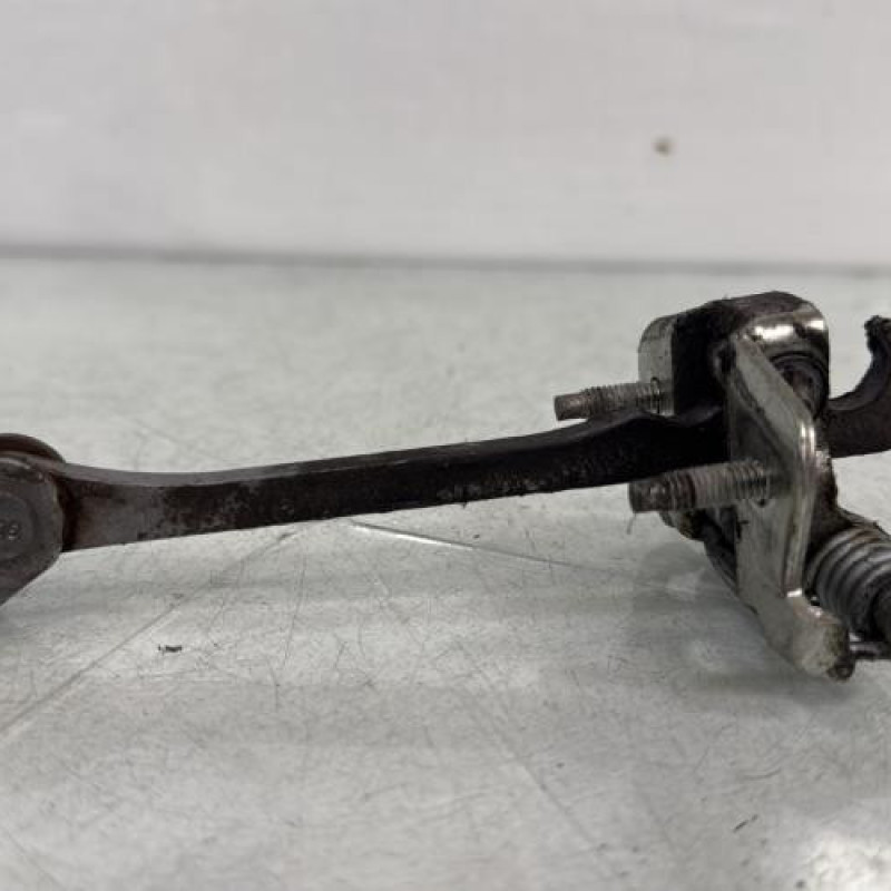 Arret de porte avant droit RENAULT MASTER 3 Photo n°2