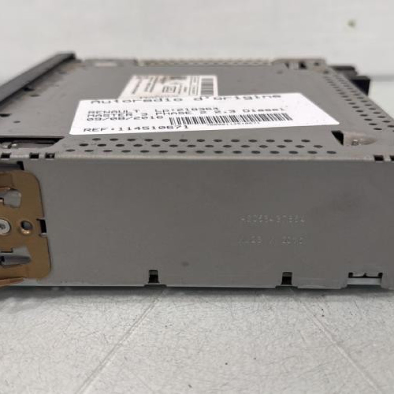 Autoradio d'origine RENAULT MASTER 3 Photo n°2