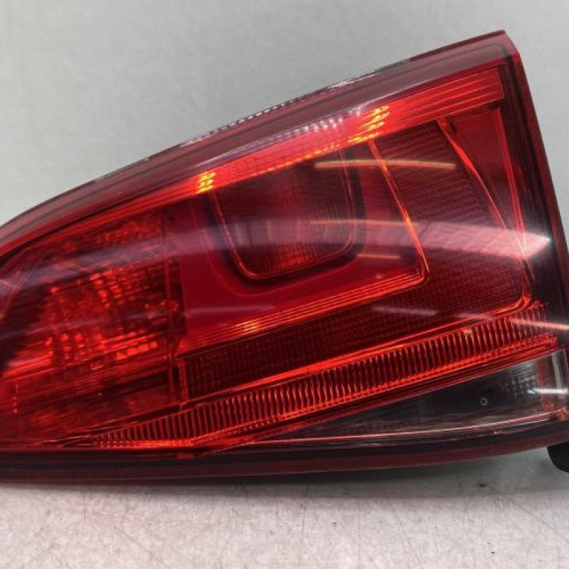 Feu arriere secondaire droit (feux) VOLKSWAGEN GOLF 7 Photo n°1