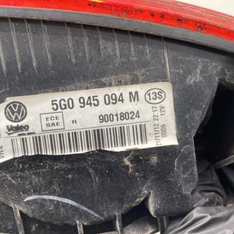 Feu arriere secondaire droit (feux) VOLKSWAGEN GOLF 7 Photo n°4