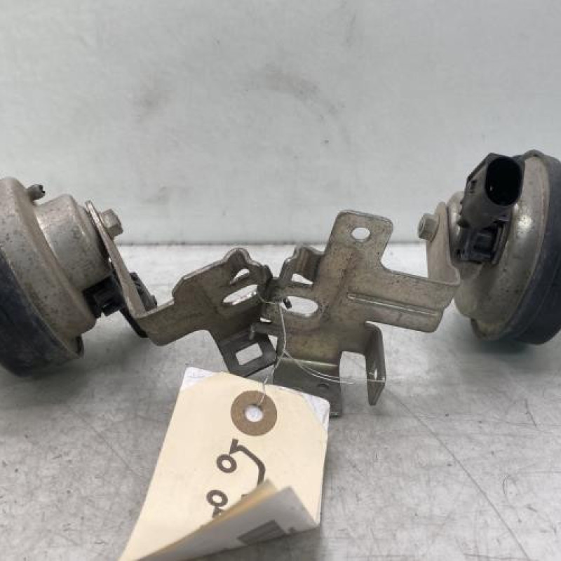 Avertisseur/Klaxon VOLKSWAGEN GOLF 7 Photo n°2