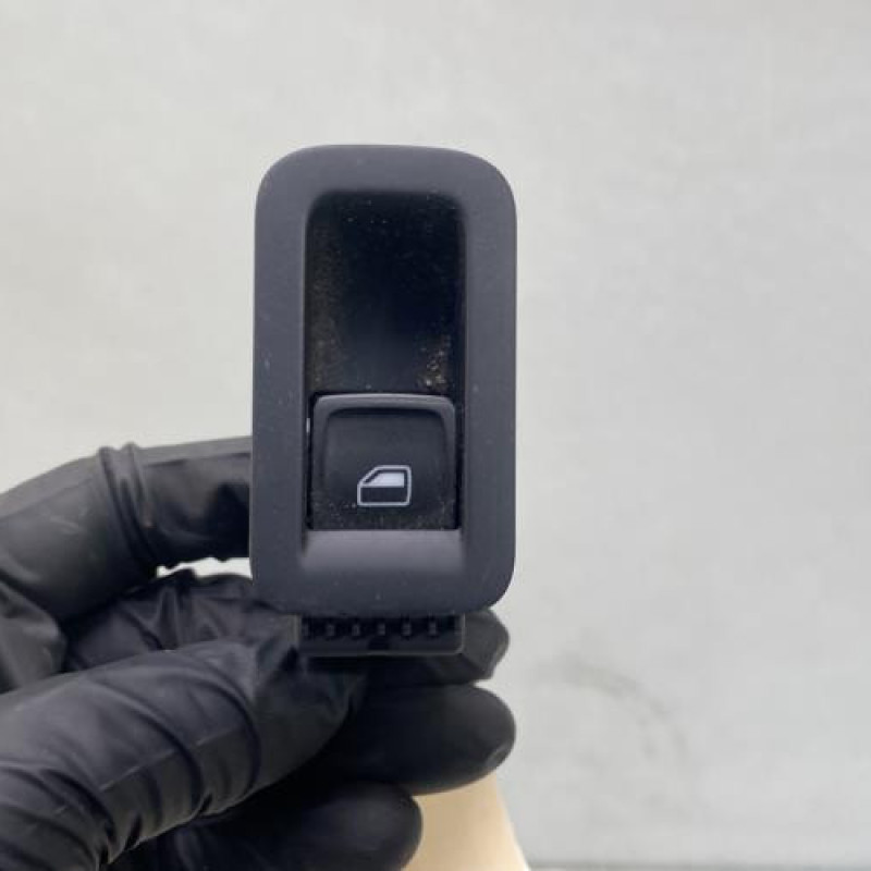 Interrupteur de leve vitre arriere droit VOLKSWAGEN GOLF 7 Photo n°1