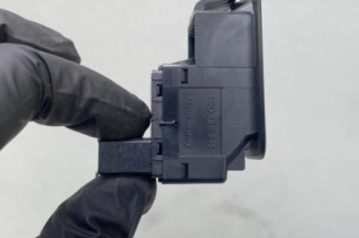 Interrupteur de leve vitre arriere droit VOLKSWAGEN GOLF 7