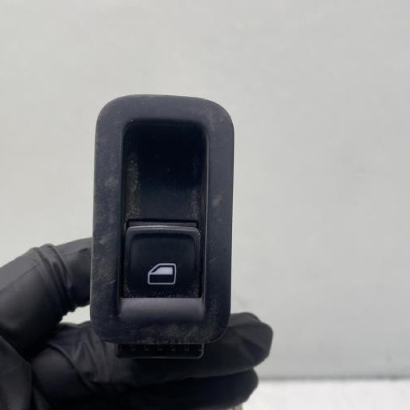 Interrupteur de leve vitre avant droit VOLKSWAGEN GOLF 7 Photo n°1