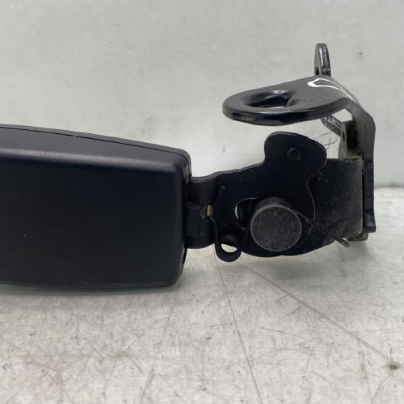 Attache ceinture arriere droit VOLKSWAGEN GOLF 7 Photo n°2
