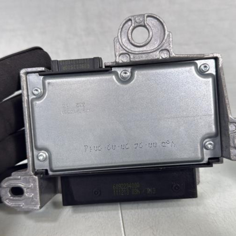 Boitier air bag RENAULT MASTER 3 Photo n°3