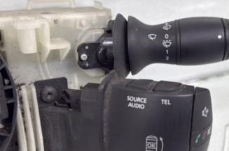 Com (Bloc Contacteur Tournant+Commodo Essuie Glace+Commodo Phare) RENAULT MASTER 3