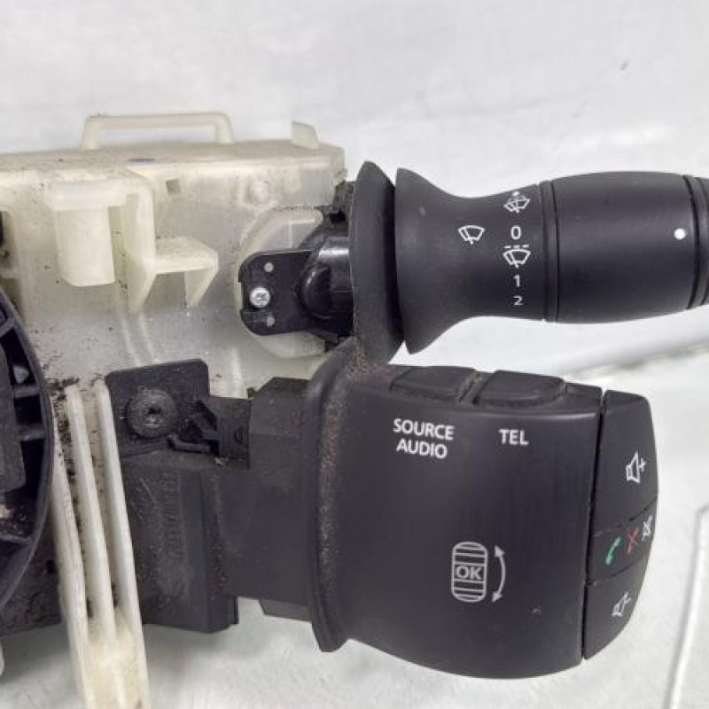 Com (Bloc Contacteur Tournant+Commodo Essuie Glace+Commodo Phare) RENAULT MASTER 3 Photo n°3