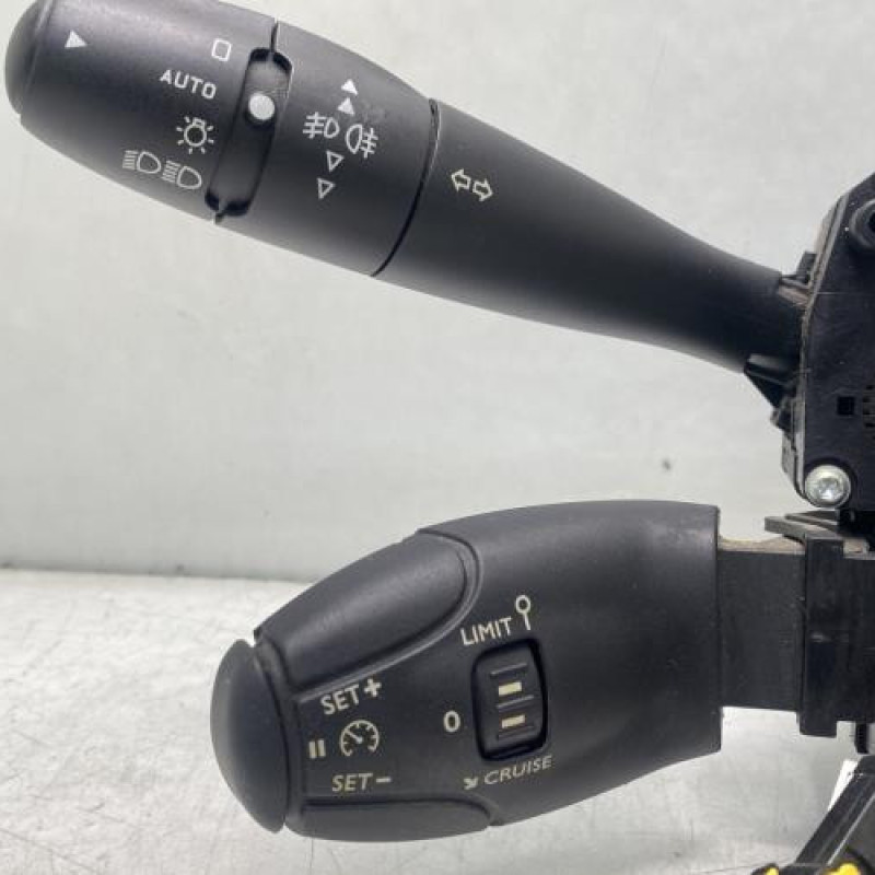 Com (Bloc Contacteur Tournant+Commodo Essuie Glace+Commodo Phare) PEUGEOT 207 Photo n°3