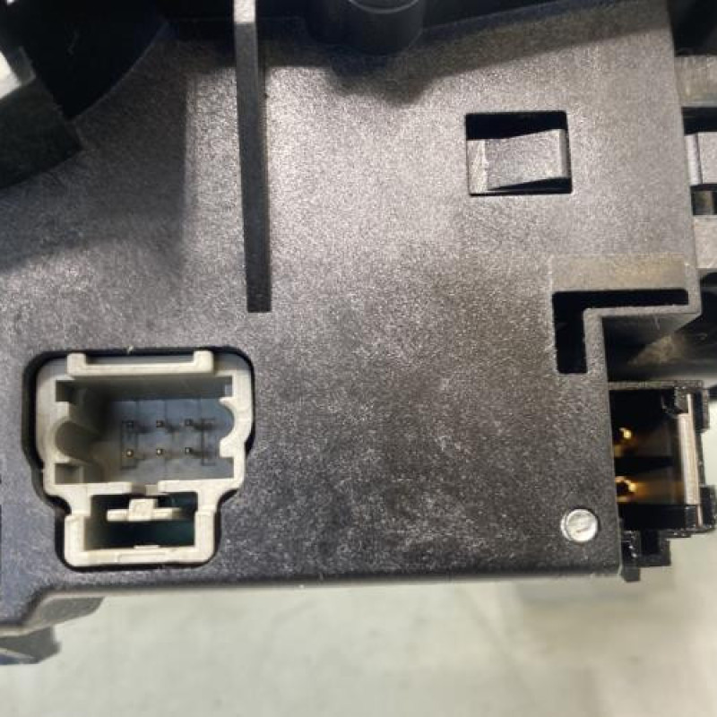 Com (Bloc Contacteur Tournant+Commodo Essuie Glace+Commodo Phare) PEUGEOT 207 Photo n°8