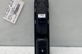 Interrupteur de leve vitre avant gauche PEUGEOT 207