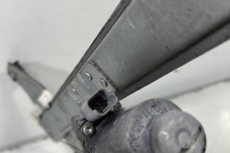 Leve vitre electrique avant droit CITROEN BERLINGO 2