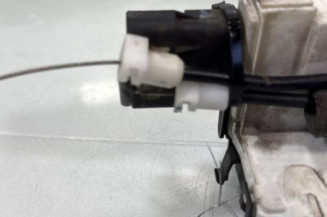 Serrure avant gauche CITROEN BERLINGO 2