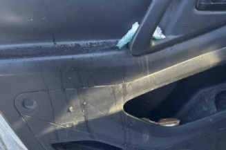 Serrure avant gauche CITROEN BERLINGO 2