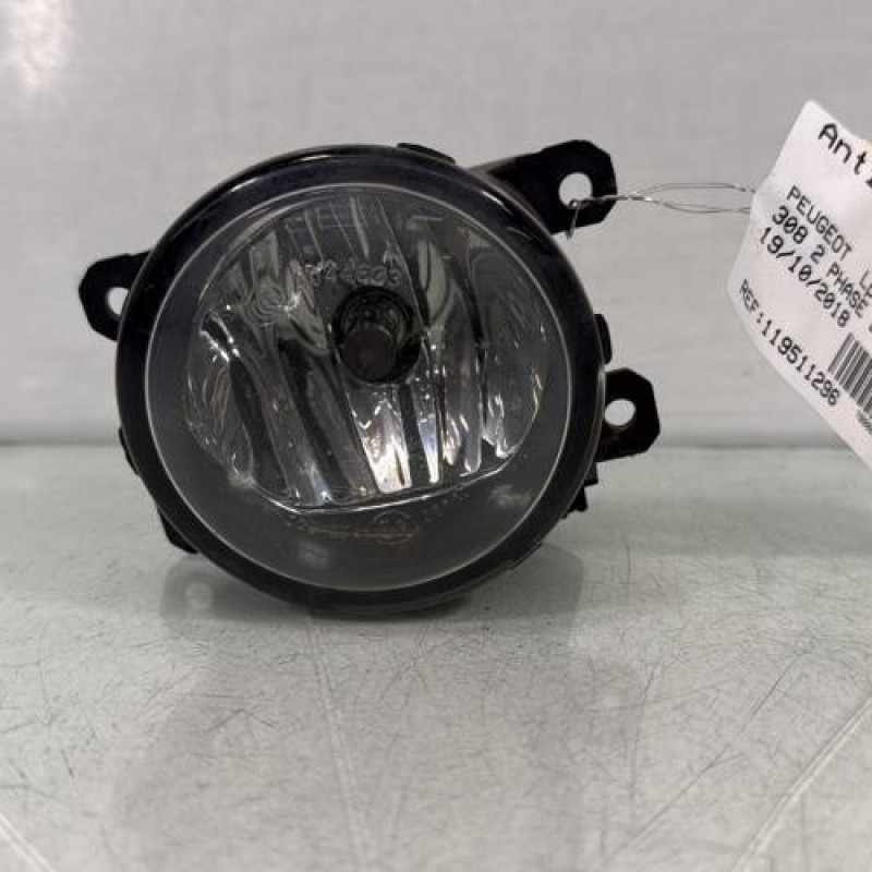 Anti brouillard gauche (feux) PEUGEOT 308 2 Photo n°1