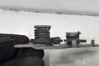 Fermeture de capot PEUGEOT 308 2