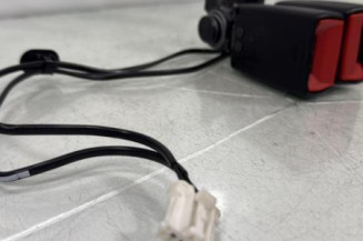 Attache ceinture arriere droit PEUGEOT 308 2