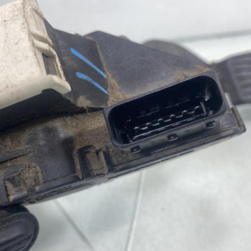 Pedale d'accelerateur OPEL CORSA D Photo n°3