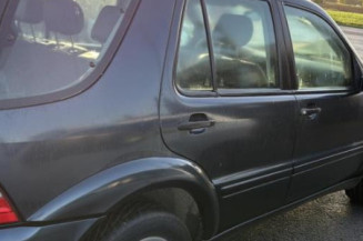 Serrure avant gauche MERCEDES CLASSE M 163