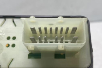 Interrupteur de leve vitre avant gauche CITROEN C3 2