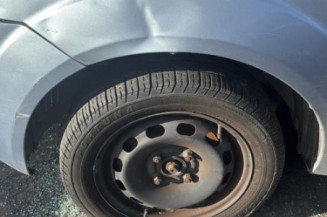 Feu arriere stop central FORD FIESTA 5