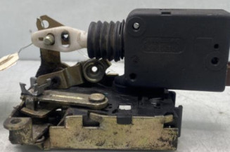 Serrure avant droit PEUGEOT 106 Photo n°1