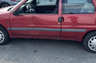 Serrure avant droit PEUGEOT 106