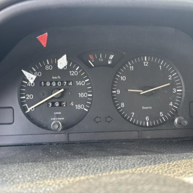 Serrure avant droit PEUGEOT 106 Photo n°20