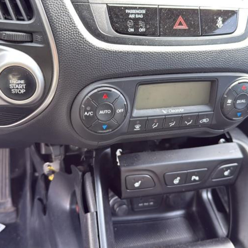 Feu arriere principal gauche (feux) HYUNDAI IX 35 Photo n°20