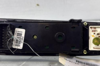 Interrupteur de leve vitre avant gauche HYUNDAI IX 35