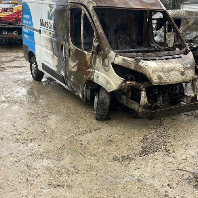 Feu arriere principal droit (feux) CITROEN JUMPER 3 Photo n°9