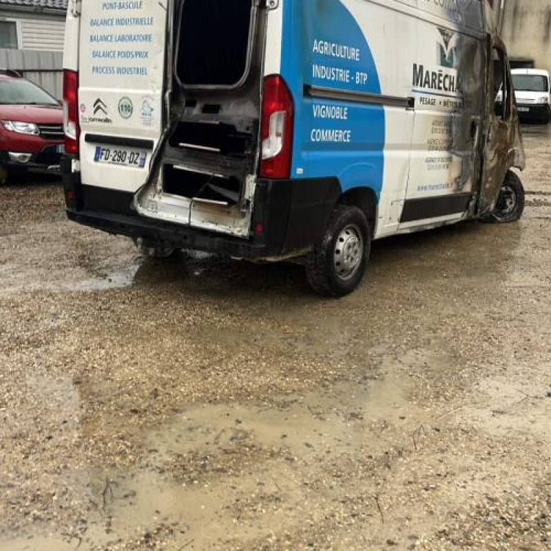 Feu arriere principal gauche (feux) CITROEN JUMPER 3 Photo n°9