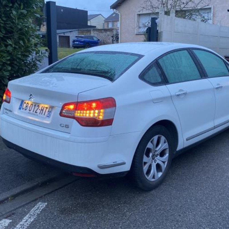 Moteur CITROEN C5 2 Photo n°7