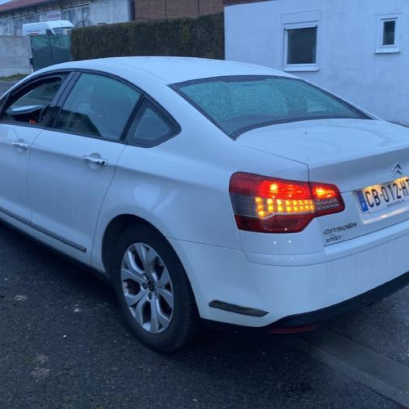 Moteur CITROEN C5 2 Photo n°8