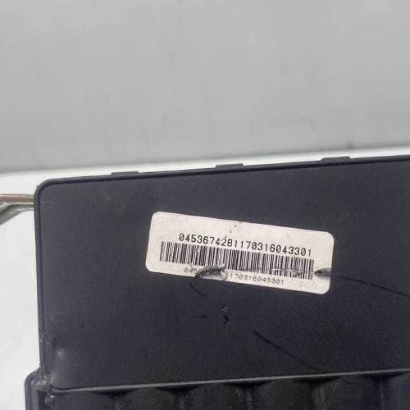 Porte fusible RENAULT SCENIC 3 Photo n°3