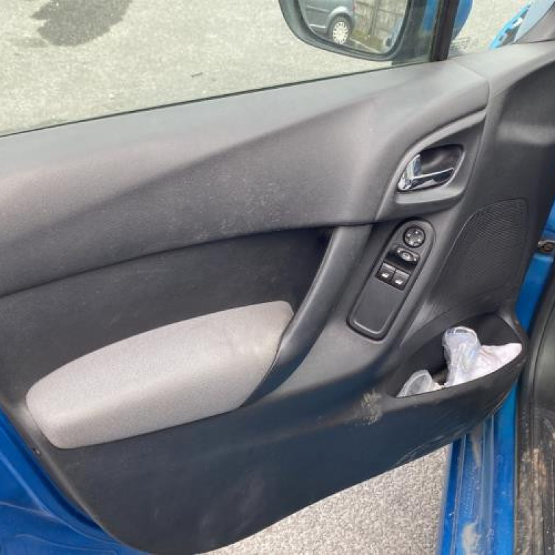 Pretensionneur de ceinture avant gauche CITROEN C3 2 Photo n°15