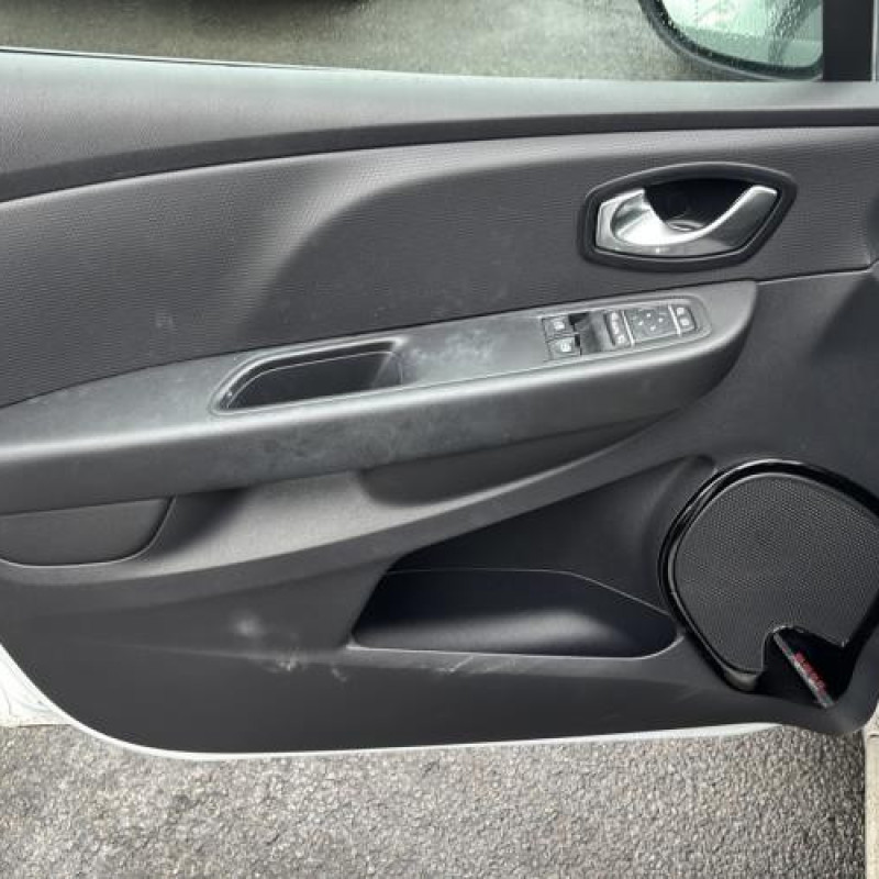 Jante RENAULT CLIO 4 Photo n°18