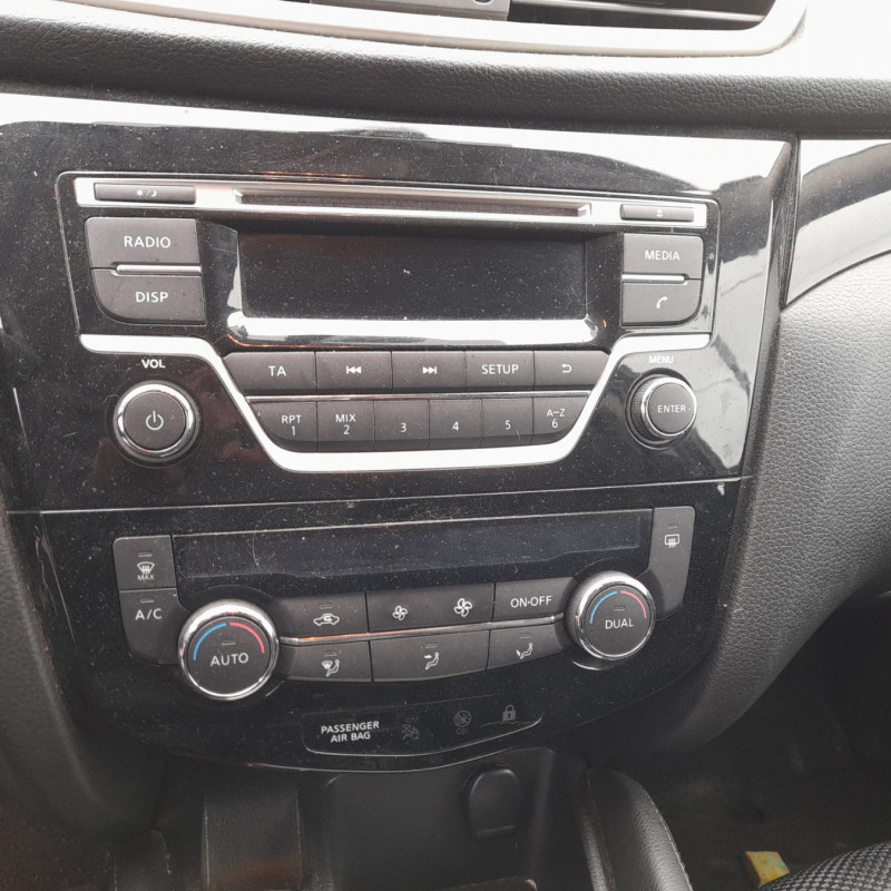 NISSAN QASHQAI 2 PHASE 1 1.2i - 16V TURBO DIG-T Photo n°9